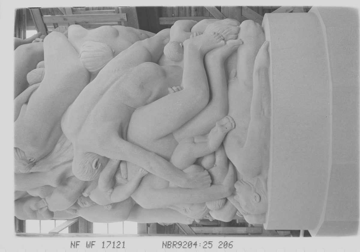 Anders Beer Wilse, Prot: Vigeland. Monolitten. detaljer