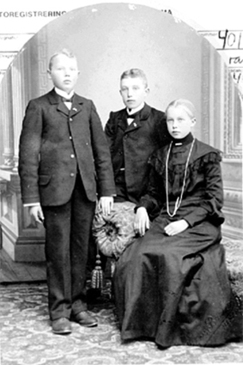 Anno Domkirkeodden, TRILLINGER, KONFIRMANTER, ANDERS HAGEN, OSCAR OG MARIE, FØDT: 28. 01. 1890