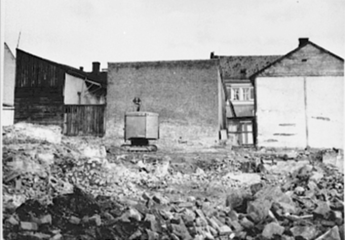 Anno Domkirkeodden, EKSTERIØR BAKGÅRD, TORGGATA 81, RIVINGSTOMT, KAFE ROYAL, TORGGATA 83