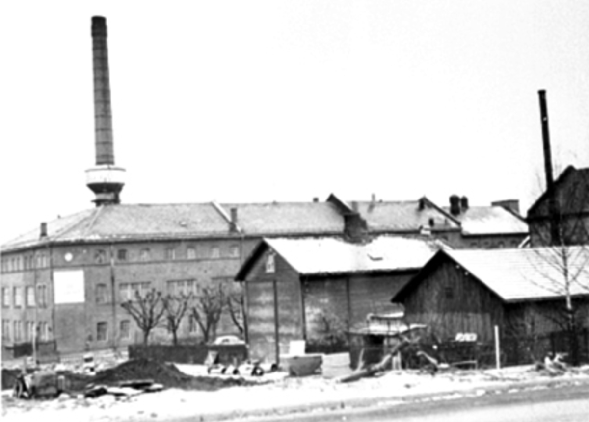 Anno Domkirkeodden, EKSTERIØR MELKEFABRIKKEN, STORHAMARGATA 42-52 SETT FRA TORGGATA