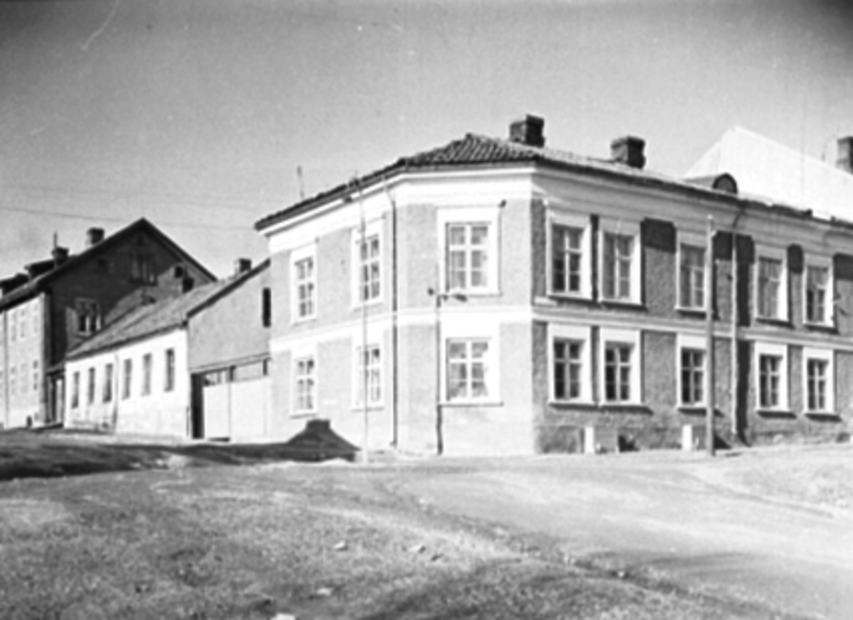 Anno Domkirkeodden, EKSTERIØR SKAPPELSGATE 1/MORTERUDSGATE. "DET PRIVATE FORSTKONTOR" VAR HER, TIL VENSTRE SKAPPELSGATE 3