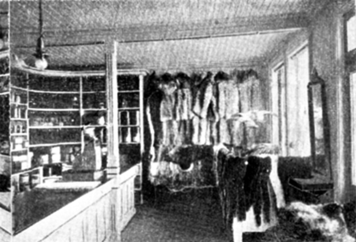 Anno Domkirkeodden, INTERIØR FORRETNINGEN TIL BUNDTMAGER A. N. JØLSTAD, STRANDGATA 71