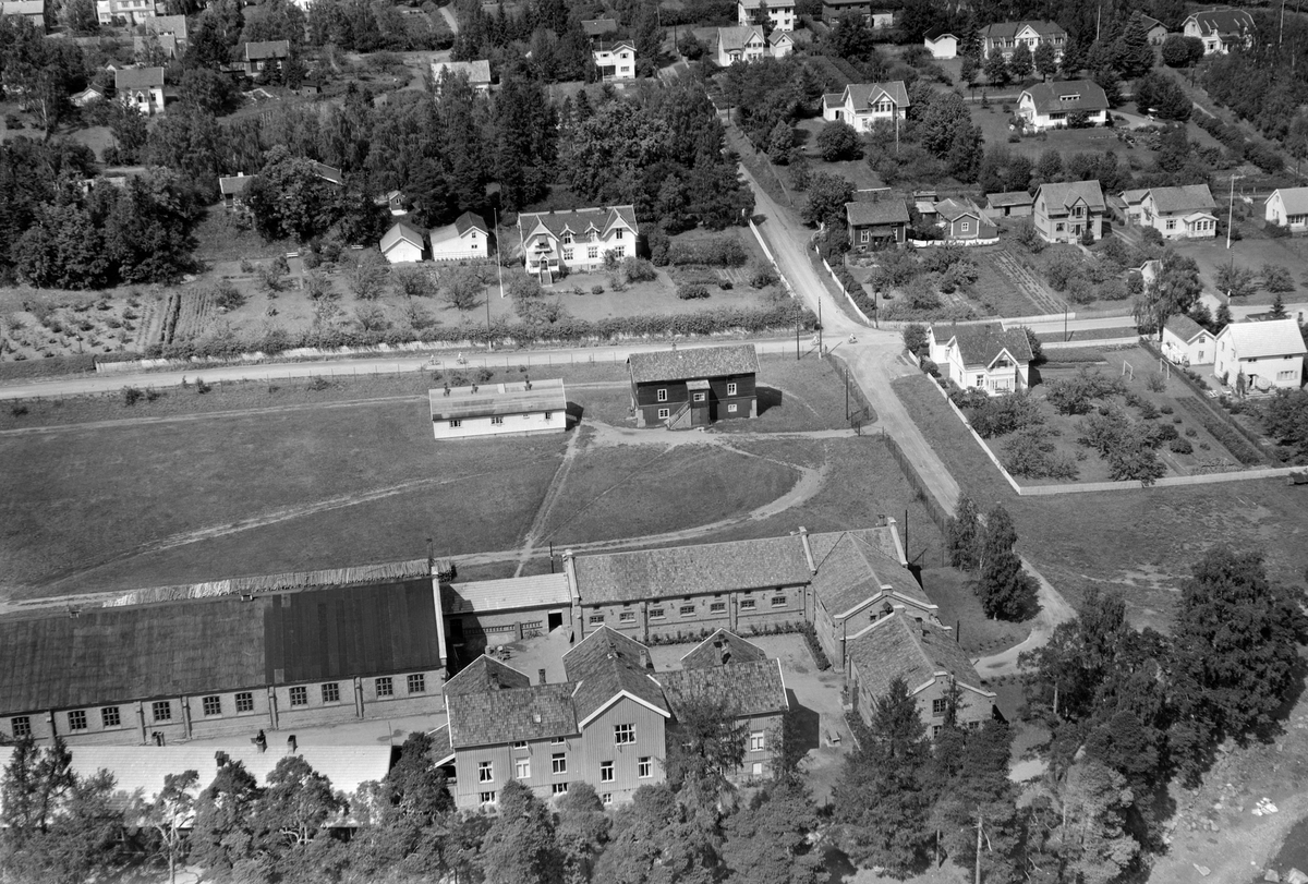 Widerøes Flyveselskap A/S, FLYFOTO RIDEHUSET, STORHAMARGATA/GUNNARSGATE MOT BISPEHAUGEN.