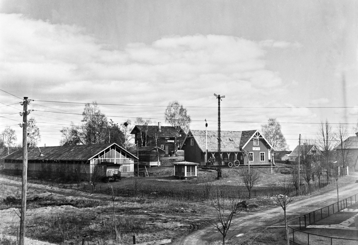 Anno Domkirkeodden, Eksteriør, forskjellige museumsbygninger, Jernbanemuseet da det fremdeles holdt til på Disen. Se Jubileumsbok for Hamar 1989. Dubblett på 0401-01273.
