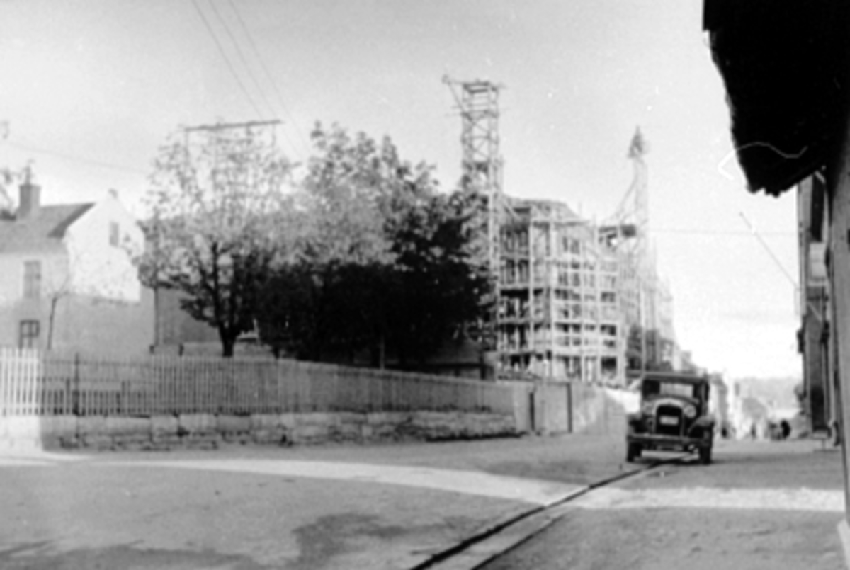 Anno Domkirkeodden, OPPBYGGING AV GRØNNEGT. 63, SETT FRA BRANNSTASJONEN