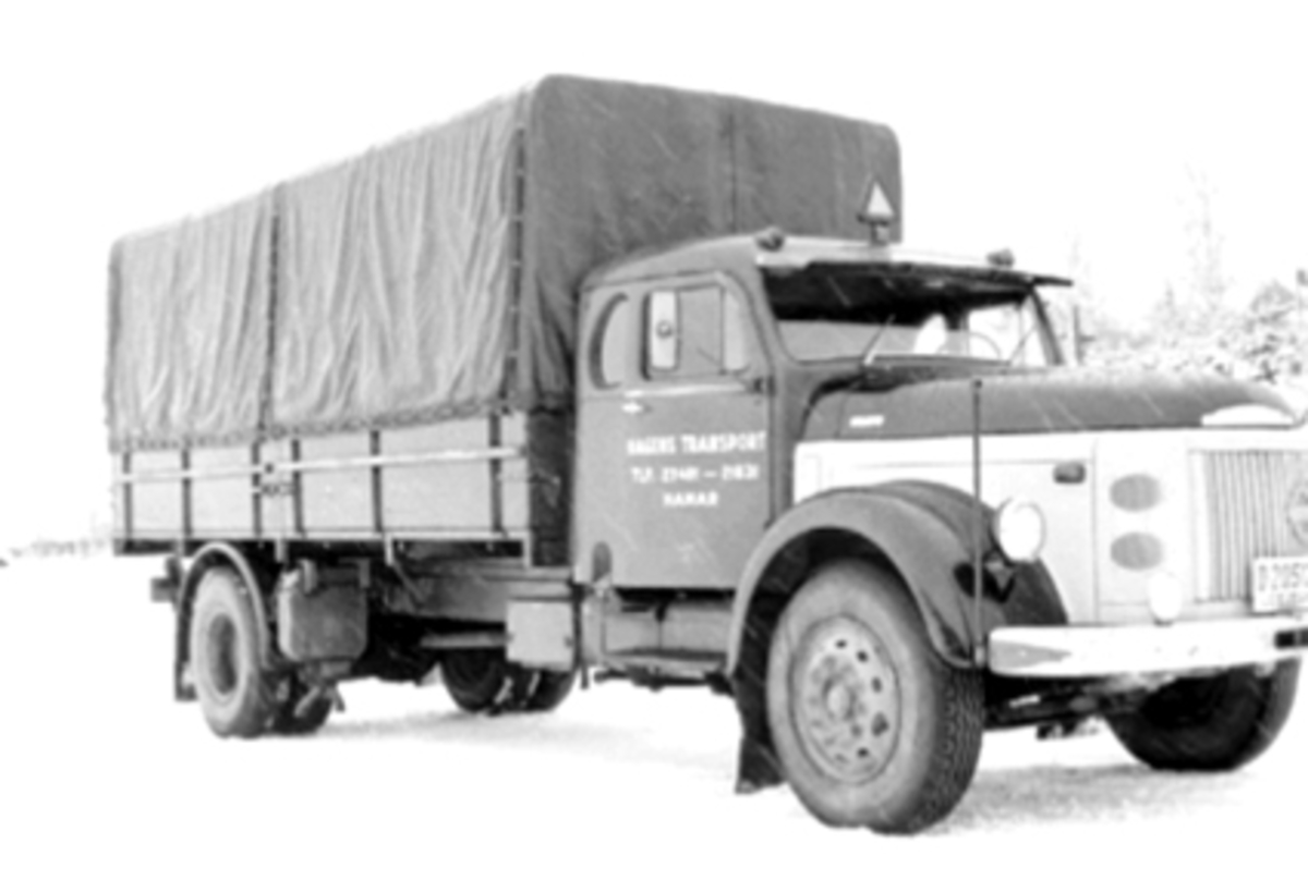 Anno Domkirkeodden, VOLVO LASTEBIL, HAGENS TRANSPORT, PRESENNING, D-20512, VINTER
