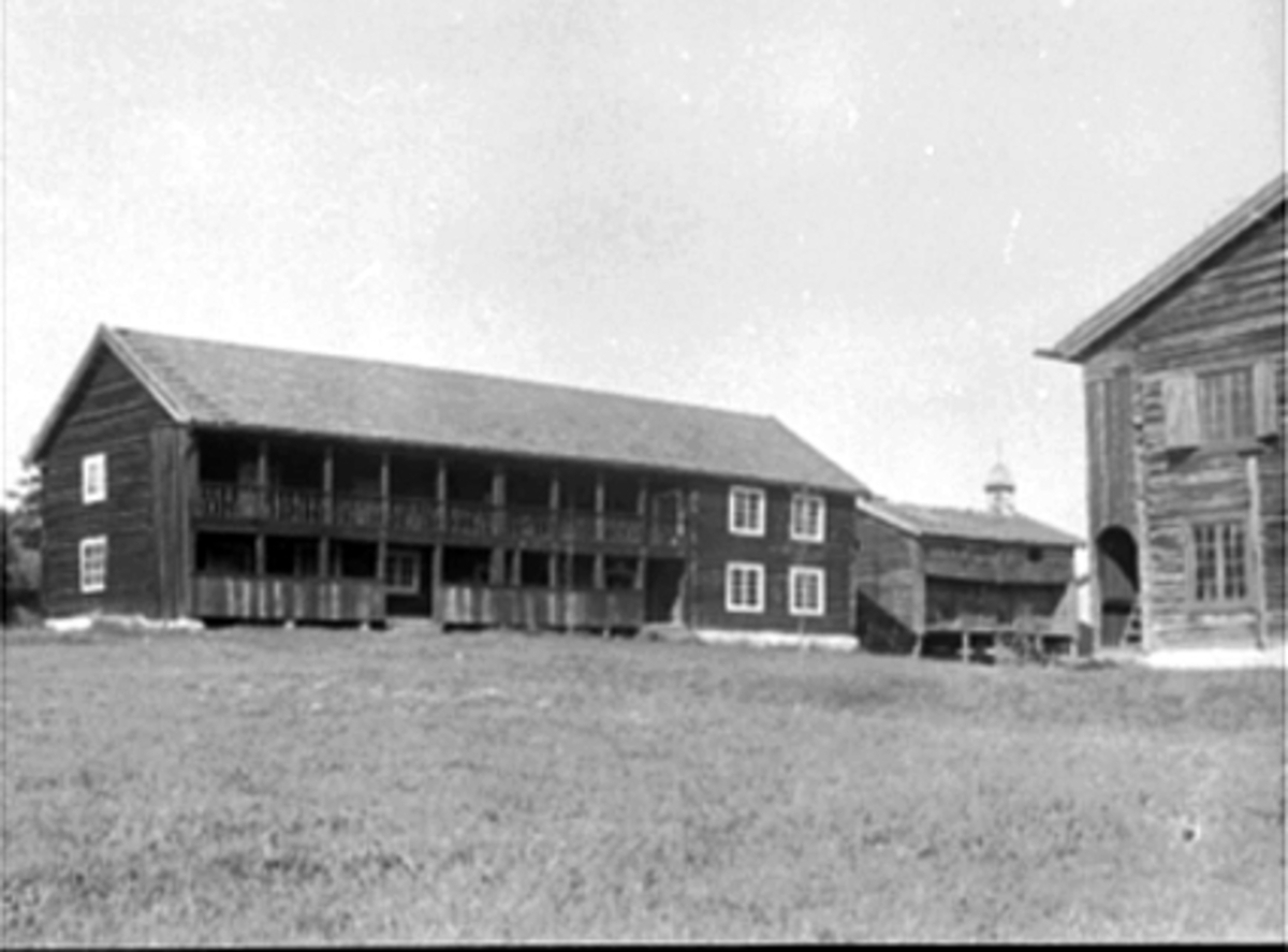 Anno Domkirkeodden, EKSTERIØR, HUBREDBYGNINGEN HDH. 15, LØKENSTABBURET, HEDMARKSMUSEET OG DOMKIRKEODDEN