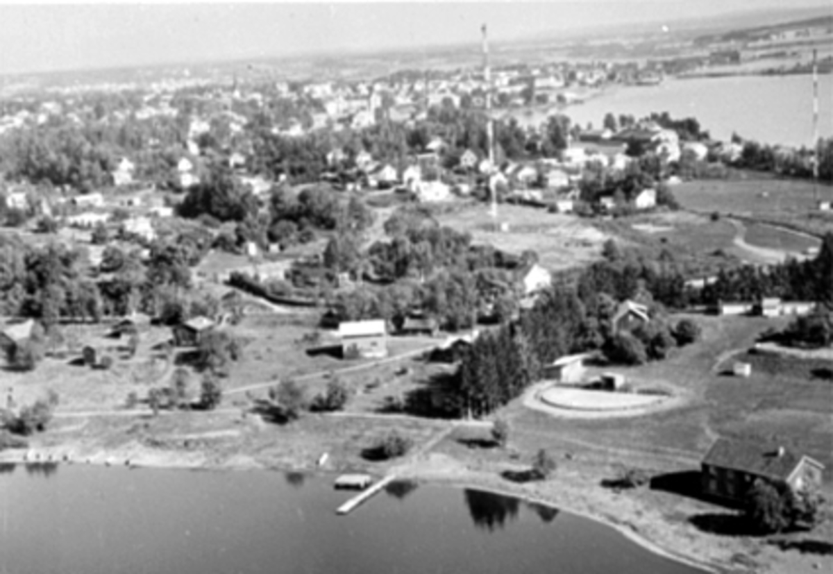 Anno Domkirkeodden, FLYFOTO HEDMARKSMUSEET OG DOMKIRKEODDEN, ROSENLUNDSVIKA