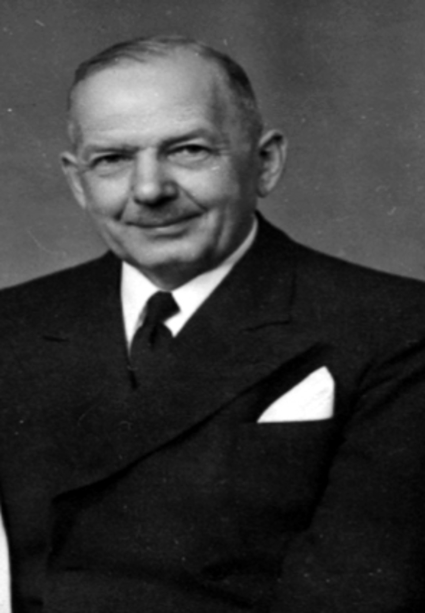 Anno Domkirkeodden, INGENIØR ARNE JENSEN, ORDFØRER I LILLEHAMMER