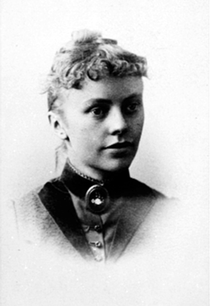 Anno Domkirkeodden, KAJA HOLCK