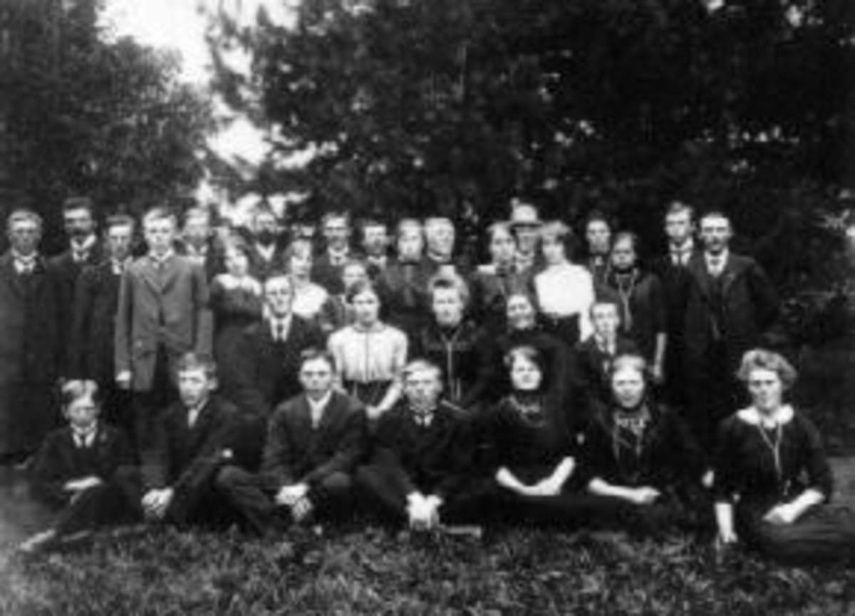 Anno Domkirkeodden, Stor gruppe. Religiøs forsamling.