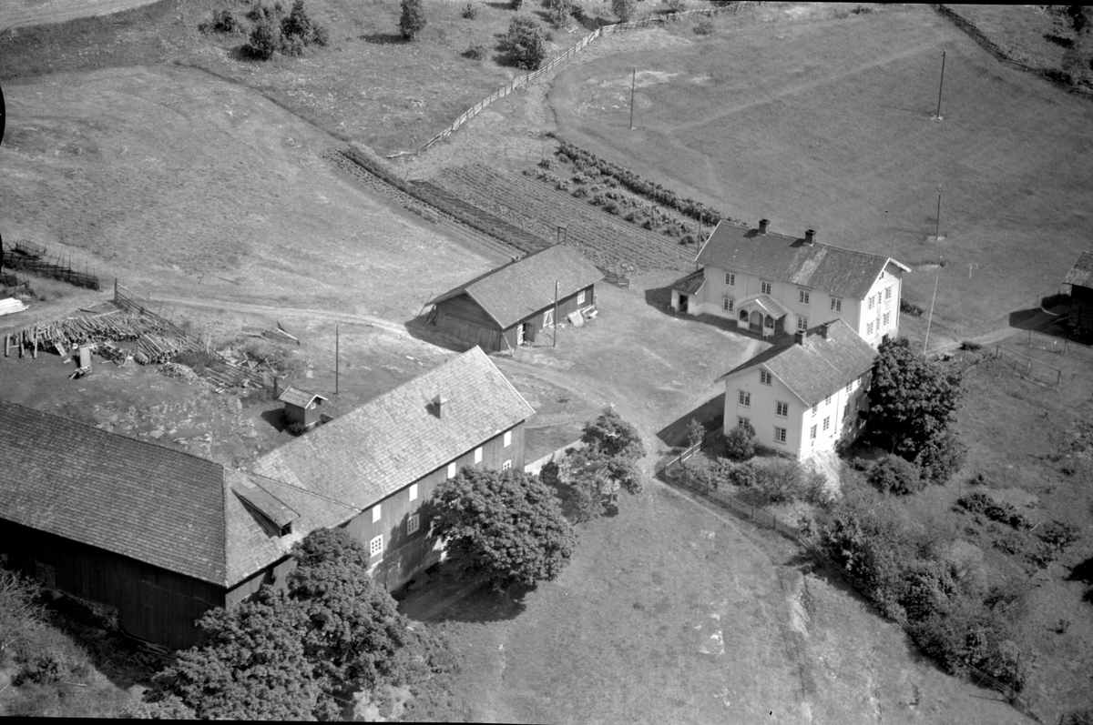 Anno Domkirkeodden, Flyfoto av Ulven gard, Brøttum, Ringsaker.