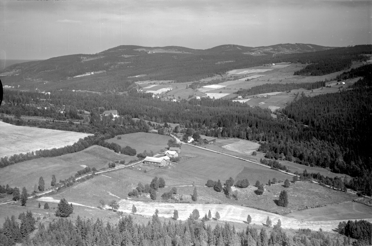 Anno Domkirkeodden, Flyfoto av Bjørken gard, Fløtlia, Ringsaker.