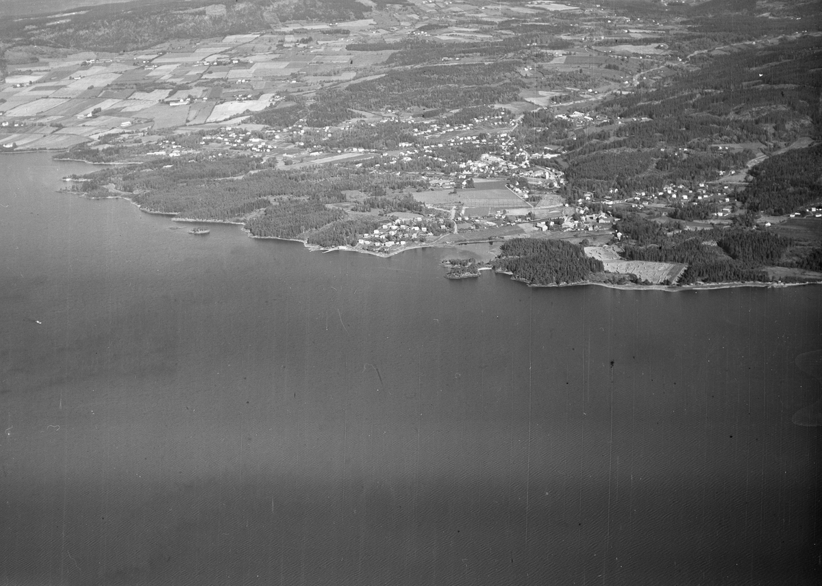 Anno Domkirkeodden, Flyfoto av Moelv og Ringsbygda, sett fra Redalen.
