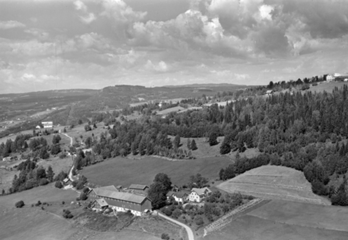 Anno Domkirkeodden, Flyfoto av Tørud gard, Brumunddal.