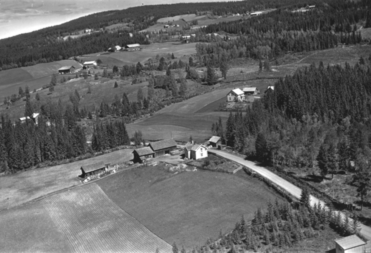 Widerøes Flyveselskap A/S, Flyfoto av ukjent sted, Ringsaker.