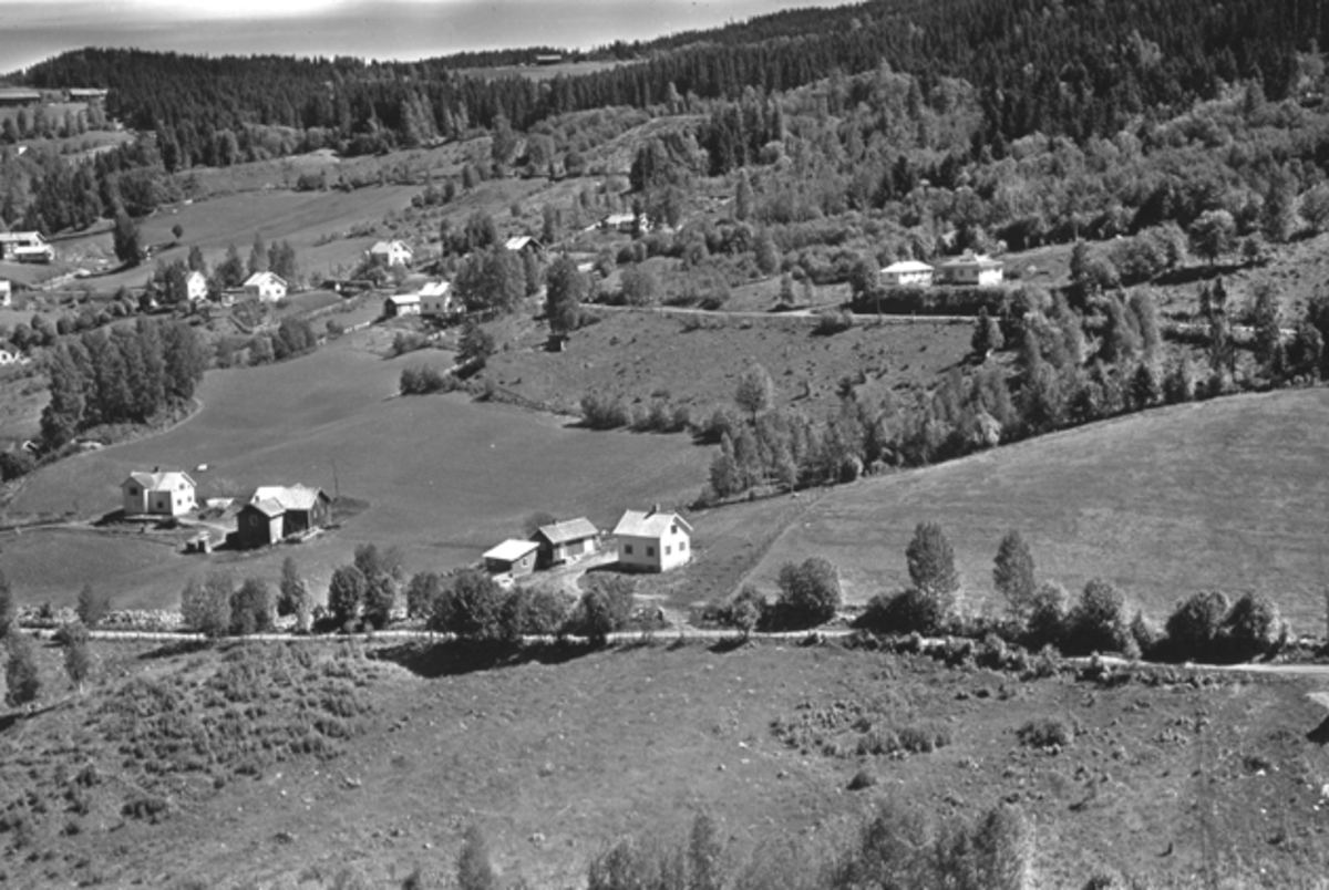 Widerøes Flyveselskap A/S, Flyfoto av Nordåsen, Brumunddal.