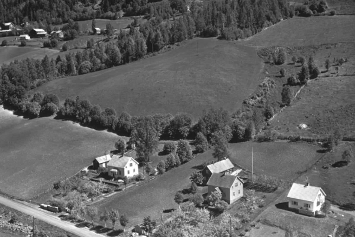 Widerøes Flyveselskap A/S, Flyfoto av Nordåsen, Brumunddal.