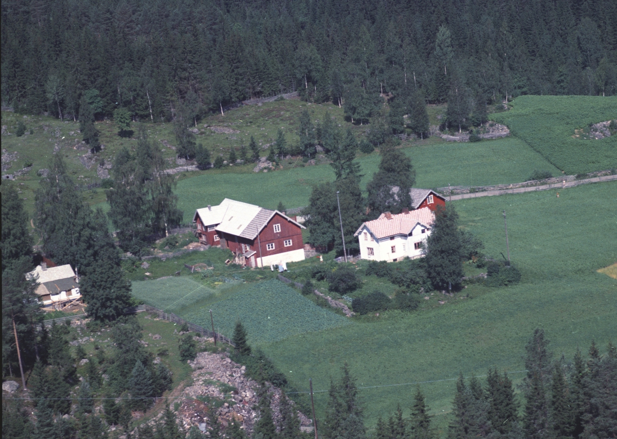 Anno Domkirkeodden, Flyfoto av Kindbekken gard, Næroset, Ringsaker.