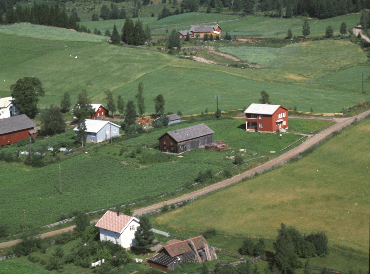 Widerøes Flyveselskap A/S, Flyfoto av ukjent bebyggelse, Moelv, Ringsaker.