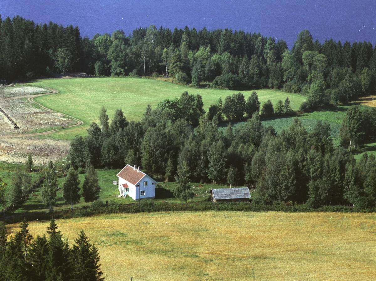 Widerøes Flyveselskap A/S, Flyfoto, Slettum, Gaupen, Ringsaker.