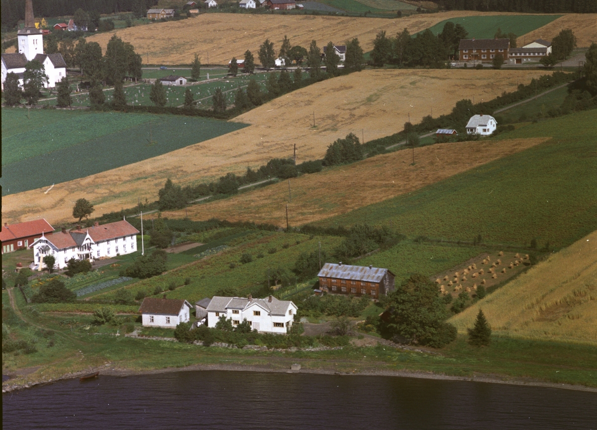 Widerøes Flyveselskap A/S, Flyfoto, Nystrand og Ringstrand pleiehjem, Ringsaker.