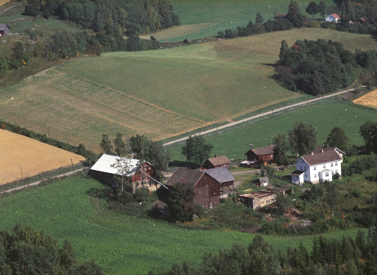 Widerøes Flyveselskap A/S, Flyfoto, Skyberg nedre, Rudshøgda, Ringsaker.