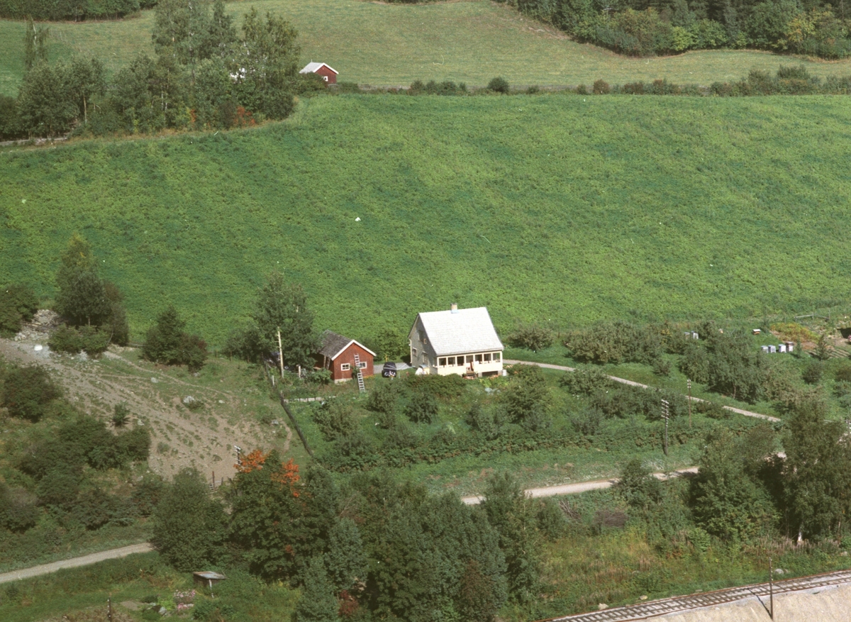 Widerøes Flyveselskap A/S, Flyfoto, Solstad, Tandevegen, Ringsaker.