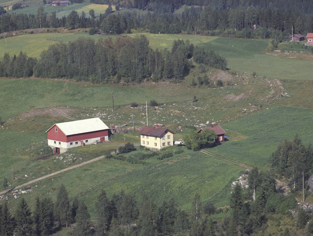 Widerøes Flyveselskap A/S, Flyfoto, Haugsveen nedre, Åsmarka, Ringsaker.