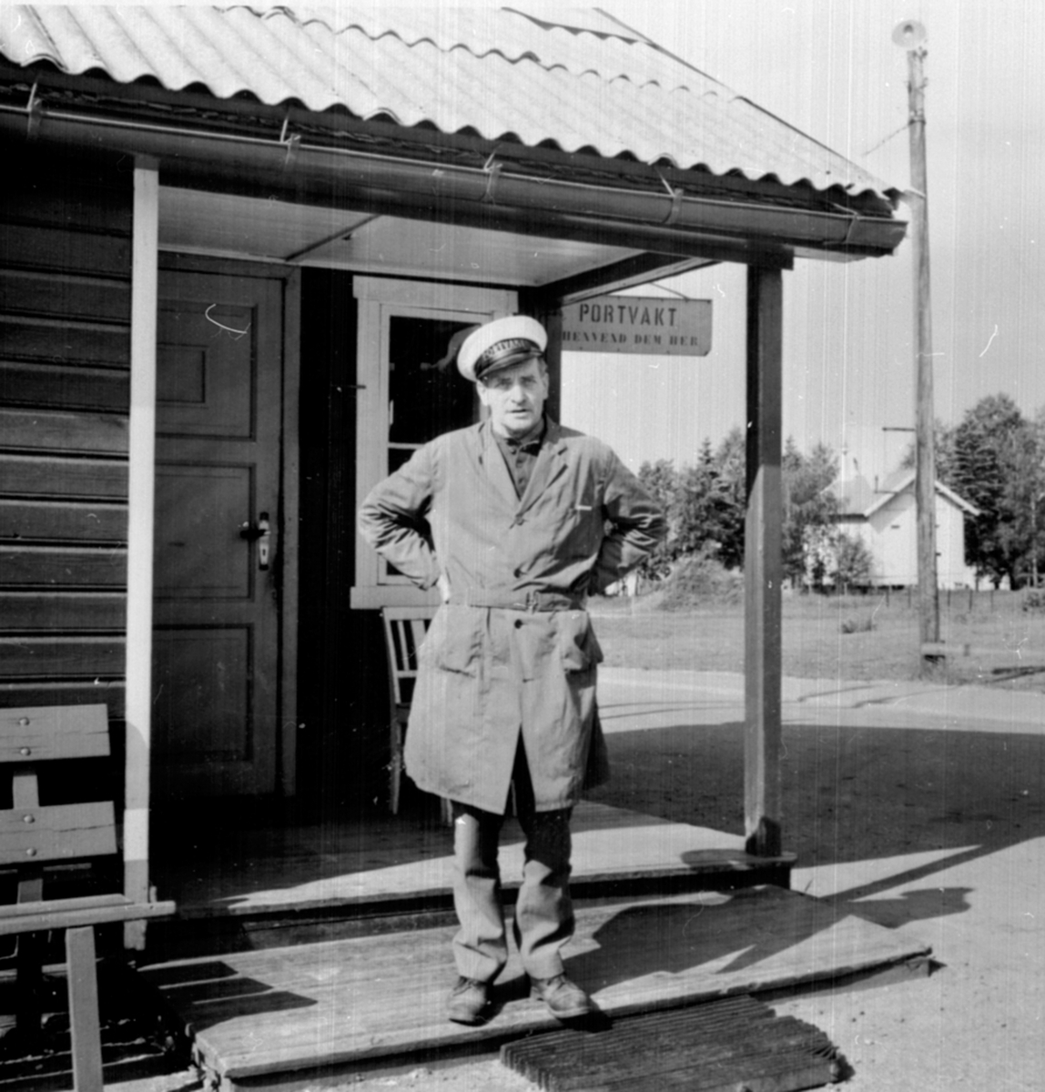 Anno Domkirkeodden, Portvakt Petter E. Halvorsen, Berger Langmoen A/S, Brumunddal.