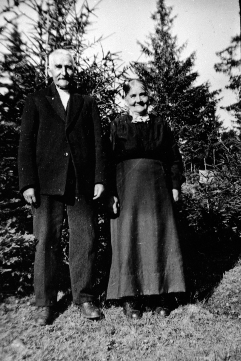 Anno Domkirkeodden, Hans f.1855 og Marthe Lilleberget f.1859, Lilleberget, Ringsaker.