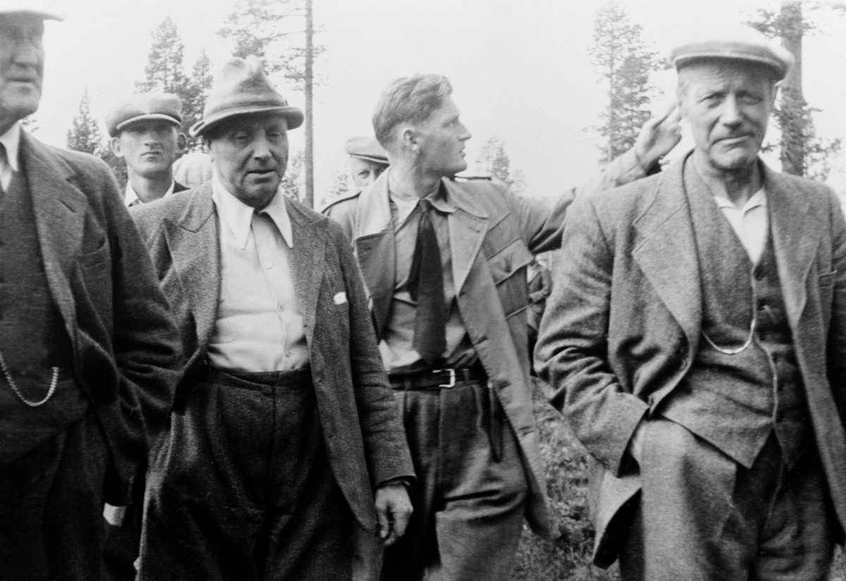 Anno Domkirkeodden, Bruksrettbefaring, Gunnar Berg, Jon Hulleberg, Knut Solberg, Knud Maartmann, Kr. Solberg, Ringsaker Almenning.