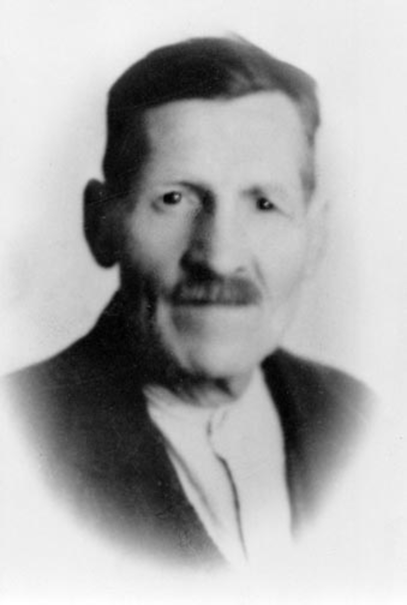 Anno Domkirkeodden, Portrett, Kristian M. Hagelund, husmann, Hagelund under Rør gård, Ringsaker.