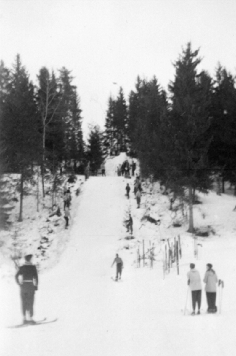 Anno Domkirkeodden, Hoppbakke, Karl-åsbakken, Fredheim framhaldskole, skidag, Nes, Hedmark.