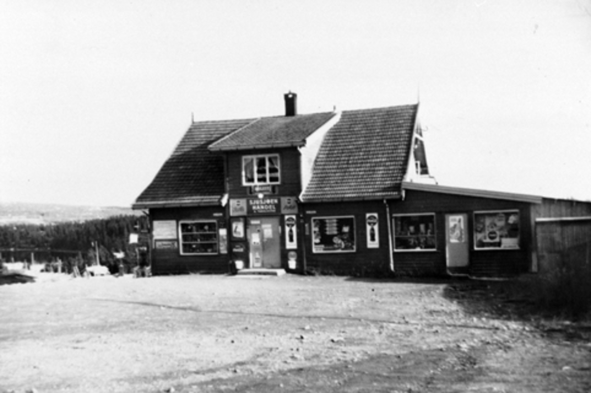 Anno Domkirkeodden, Eksteriør, Sjusjøen Handel, Ringsaker.