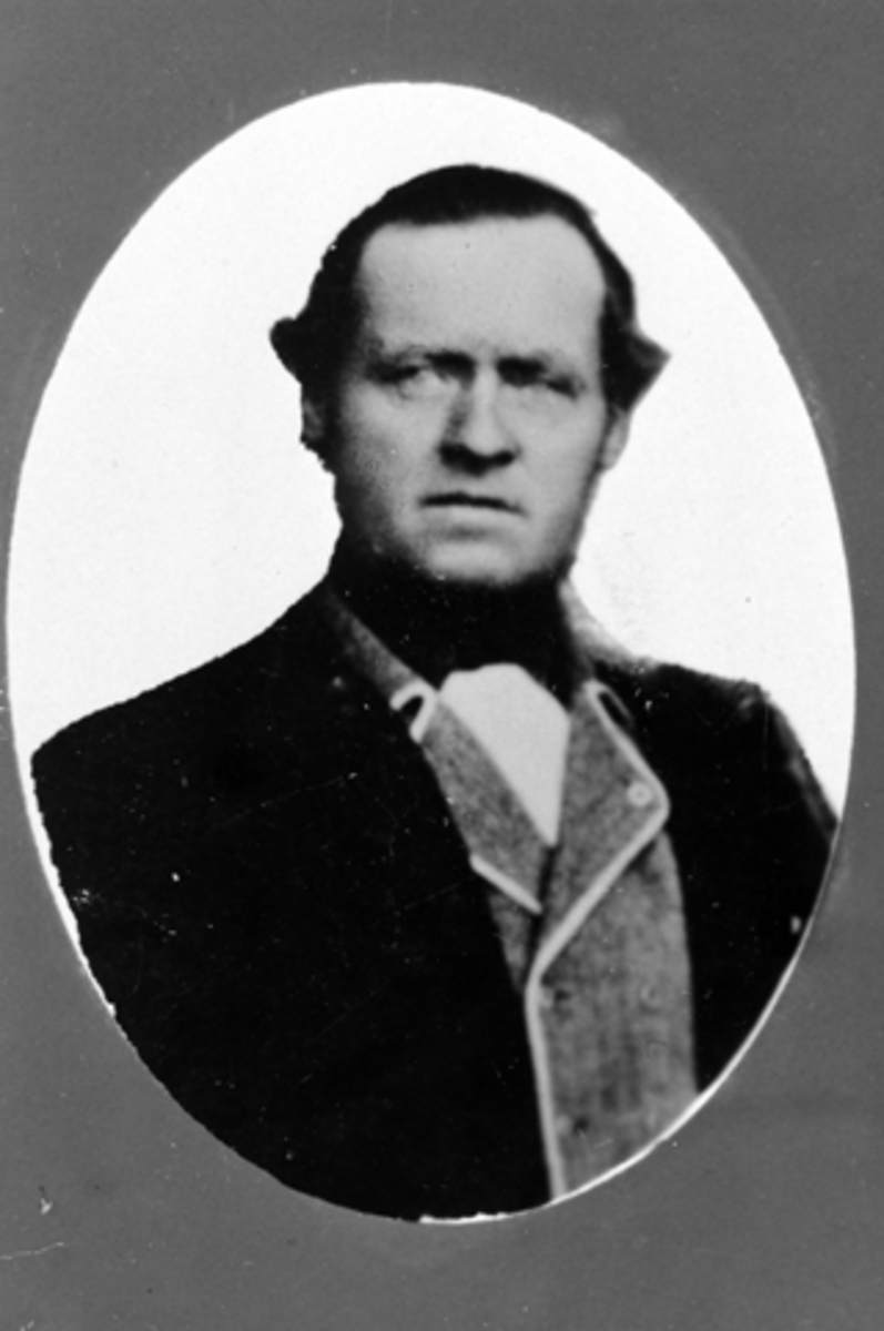 Anno Domkirkeodden, Portrett, Johannes Amb, Ringsaker.