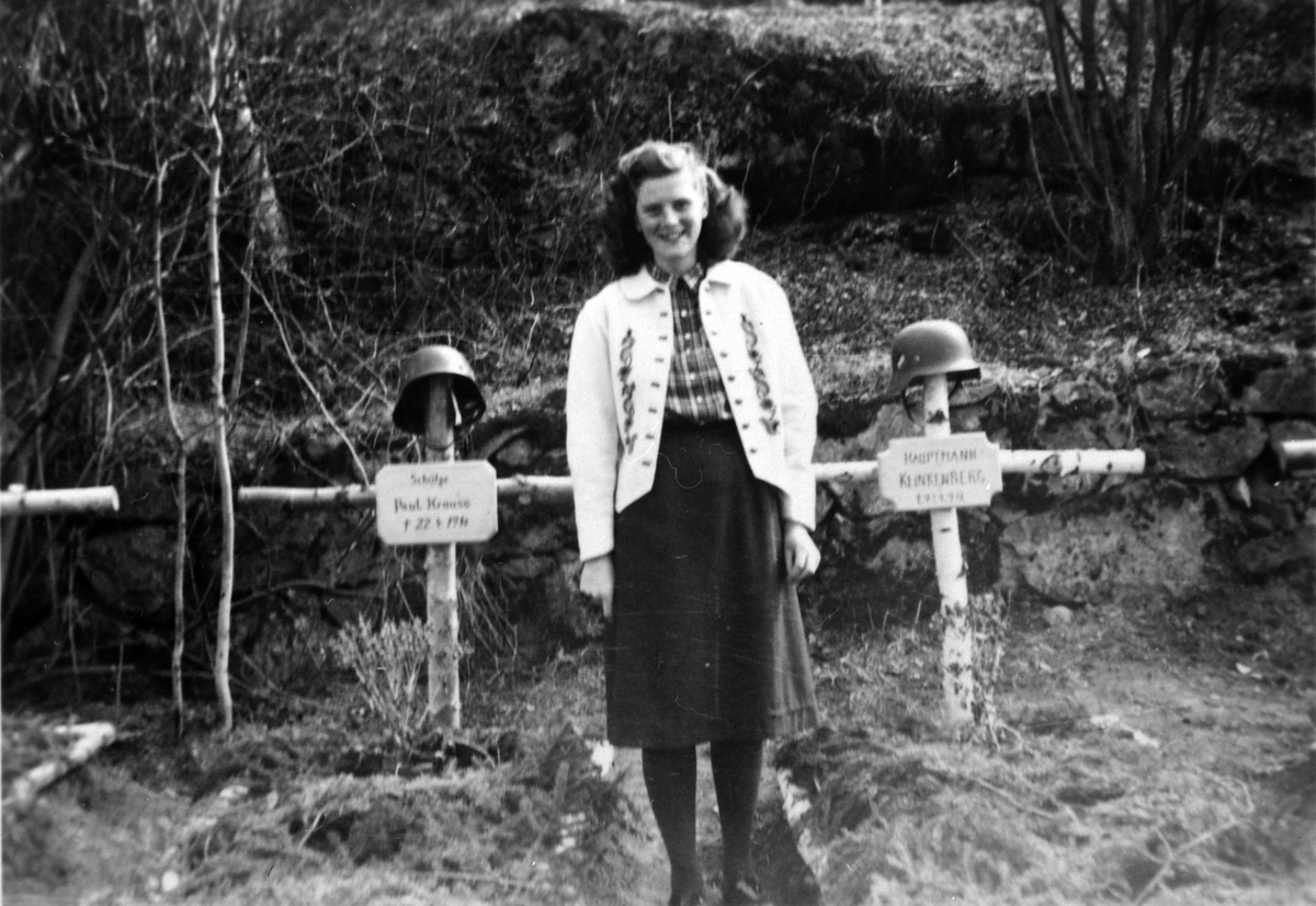 Anno Domkirkeodden, Eva Skar ved kjøpmann Dehli der det ble begravd tyske soldater i 1940.