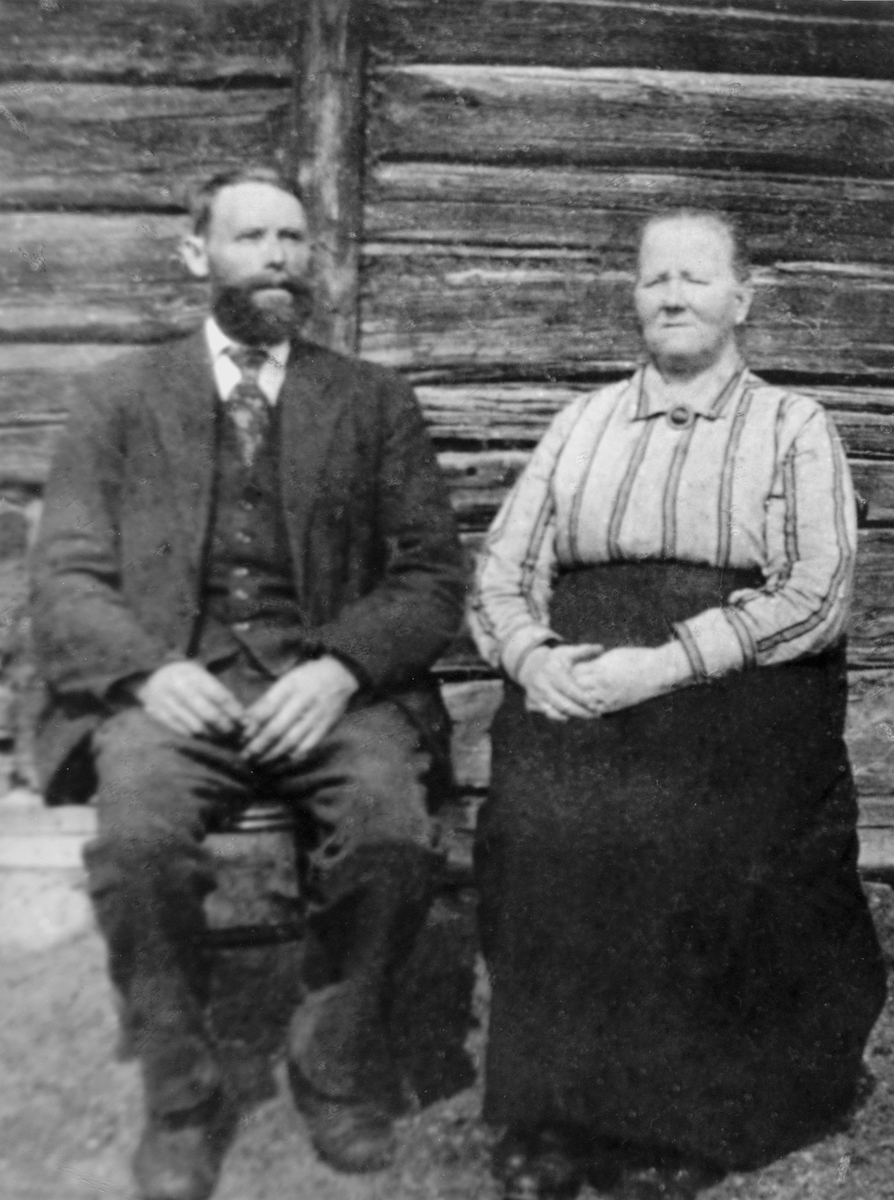 Anno Domkirkeodden, Ole Gulbrandsen Hagen F.1874, Inegebord Amunsdatter F. 1860, Snekkerhagen, Brenden, Ringsaker.
