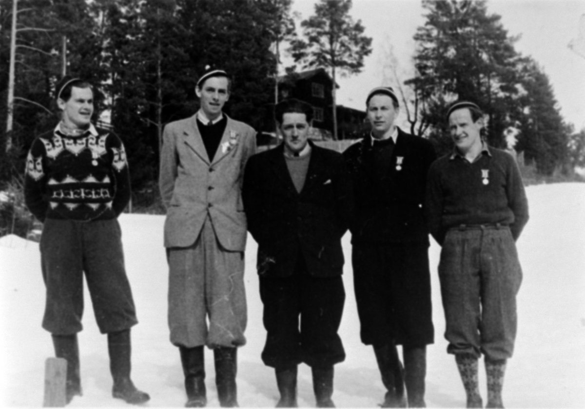 Anno Domkirkeodden, Fra venstre er Ove Kaashagen, Rolf Rognlien, Birger Kleven, Stener Lierhagen og Sverre Kaashagen. Ved Gubbestua.