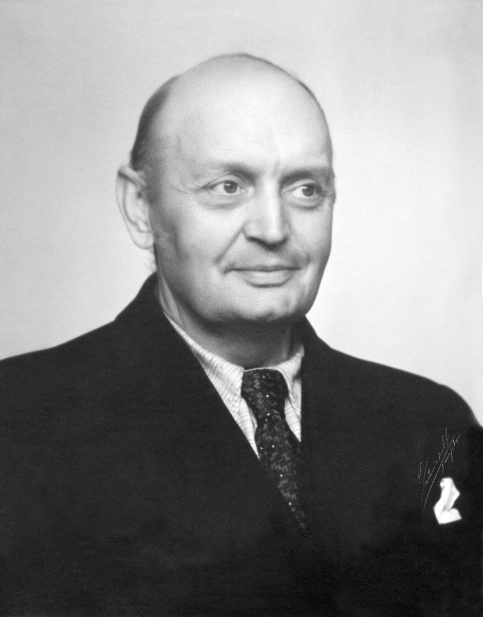 Anno Domkirkeodden, Karl Arvid Bredal Olssøn ( 1887-1948), Hovelsrud, Helgøya.