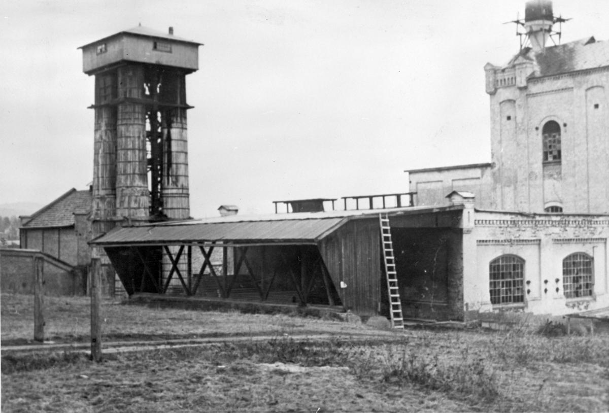 Ukjent, Eksteriør, Moelv Cellulosefabrik.