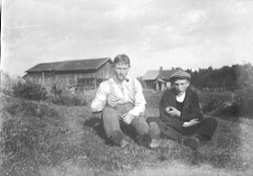 Anno Domkirkeodden, GRUPPE: 2 MENN, 2 BRØDRE, GUDBRAND BERNTSEN, OLE BERNTSEN, STORSVEEN UNDER SKATTUM