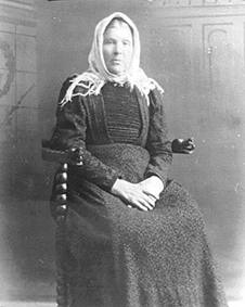 Anno Domkirkeodden, HELENE NYSTUEN 1832-1919