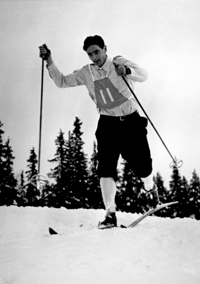Anno Domkirkeodden, MARTIN NYBAKKEN, VANG. LANGRENNSLØPER. FOTO ØVERGAARD.
