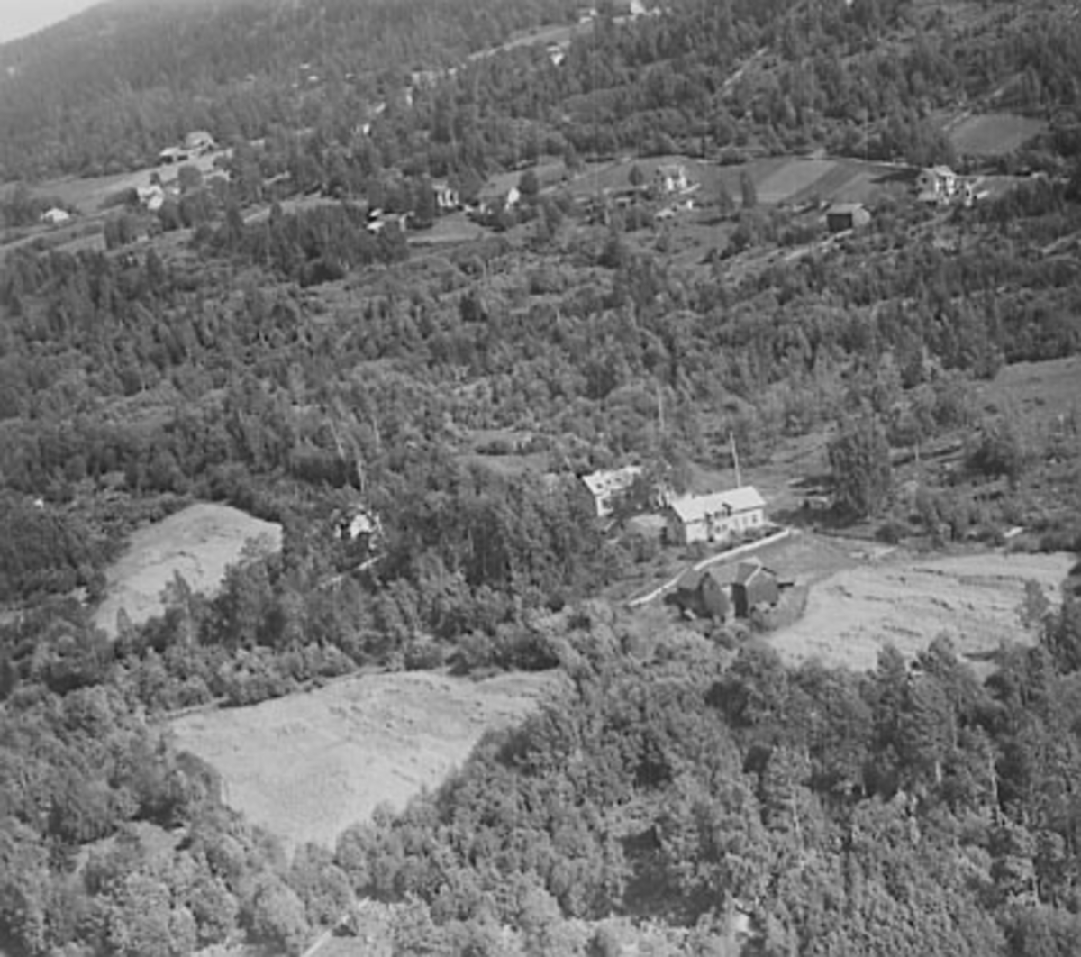 Widerøes Flyveselskap A/S, STENBY SKOLE, ESPA, FLYFOTO