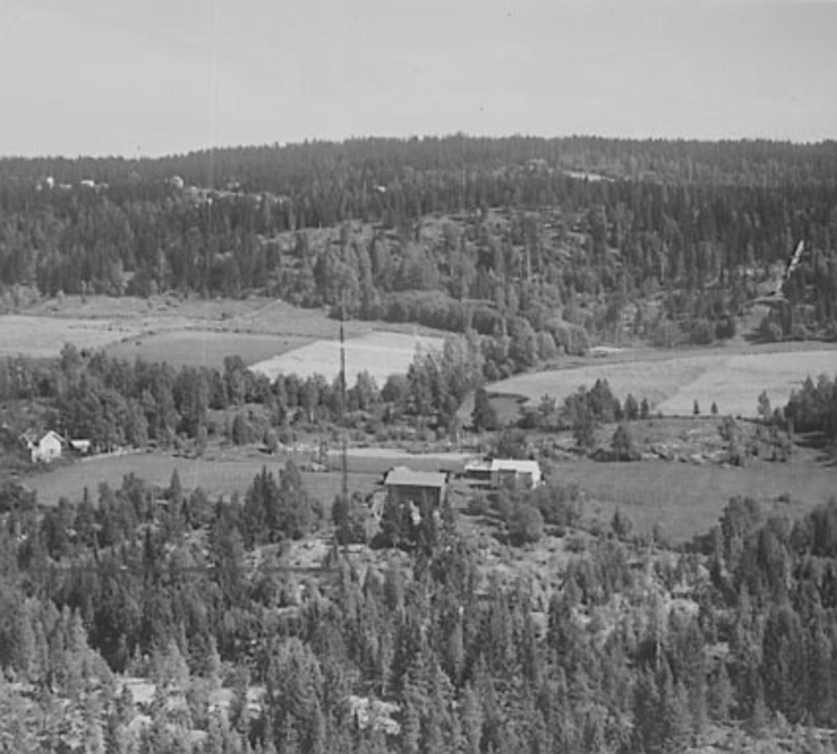 Widerøes Flyveselskap A/S, KROKSVEEN GÅRD, FLYFOTO