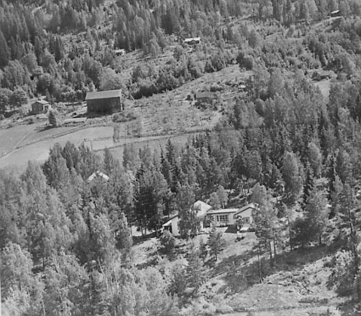 Widerøes Flyveselskap A/S, TYRIHAUGEN, LABBEN, ESPA 1959. FLYFOTO
