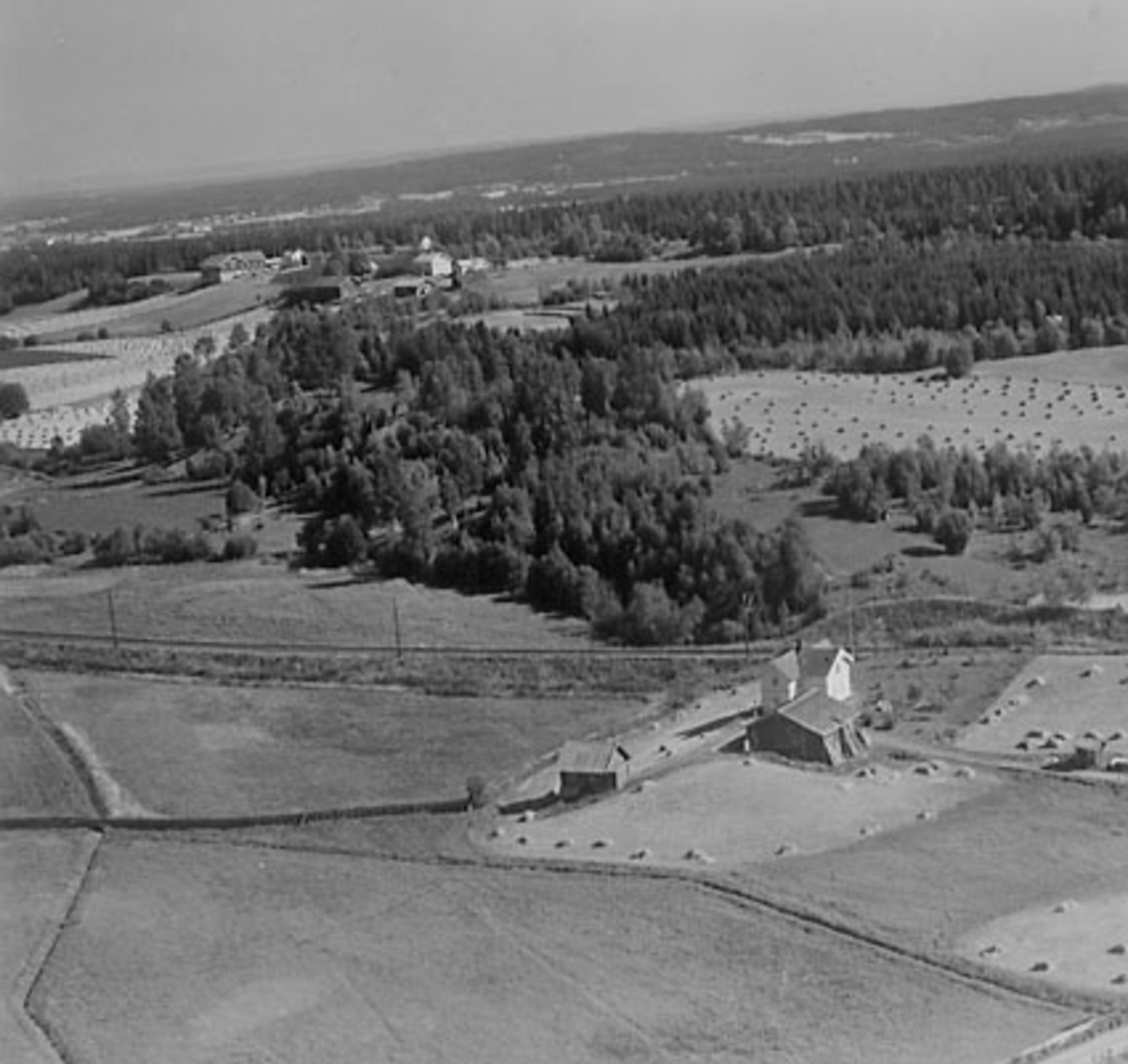 Widerøes Flyveselskap A/S, FLYFOTO ASPLUND, STANGE