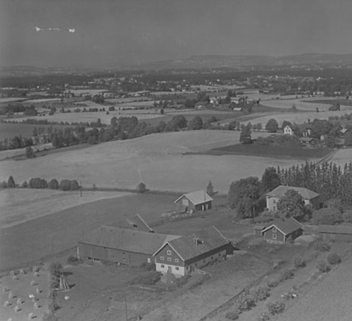 Widerøes Flyveselskap A/S, FLYFOTO SKJERVE VESTRE, ILSENG