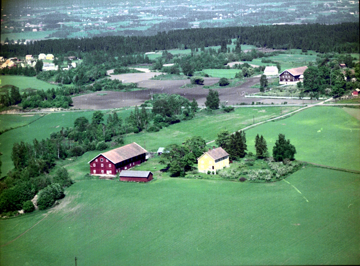 Widerøes Flyveselskap A/S, FLYFOTO PETLUND